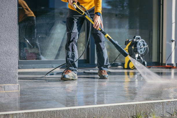 Best Fence Cleaning  in Olivarez, TX